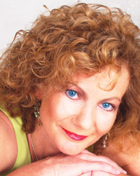 Tzarinia crop artist